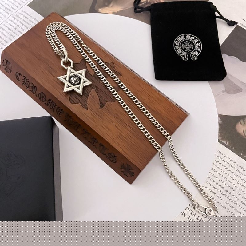 Ch**me He**ts necklaces